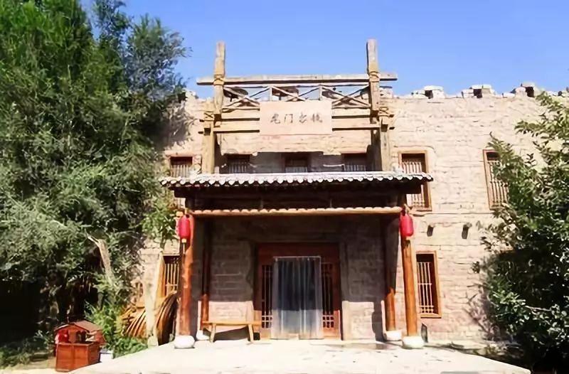邵阳3岁娃闹情绪奶奶模仿其撒泼瞬间解决,对于孩子而言还有哪些教育方式?-红迪网,畅所欲言的知识分享社区